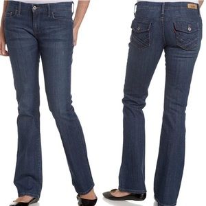 Levi's Women's Flare Jeans - Dark Blue